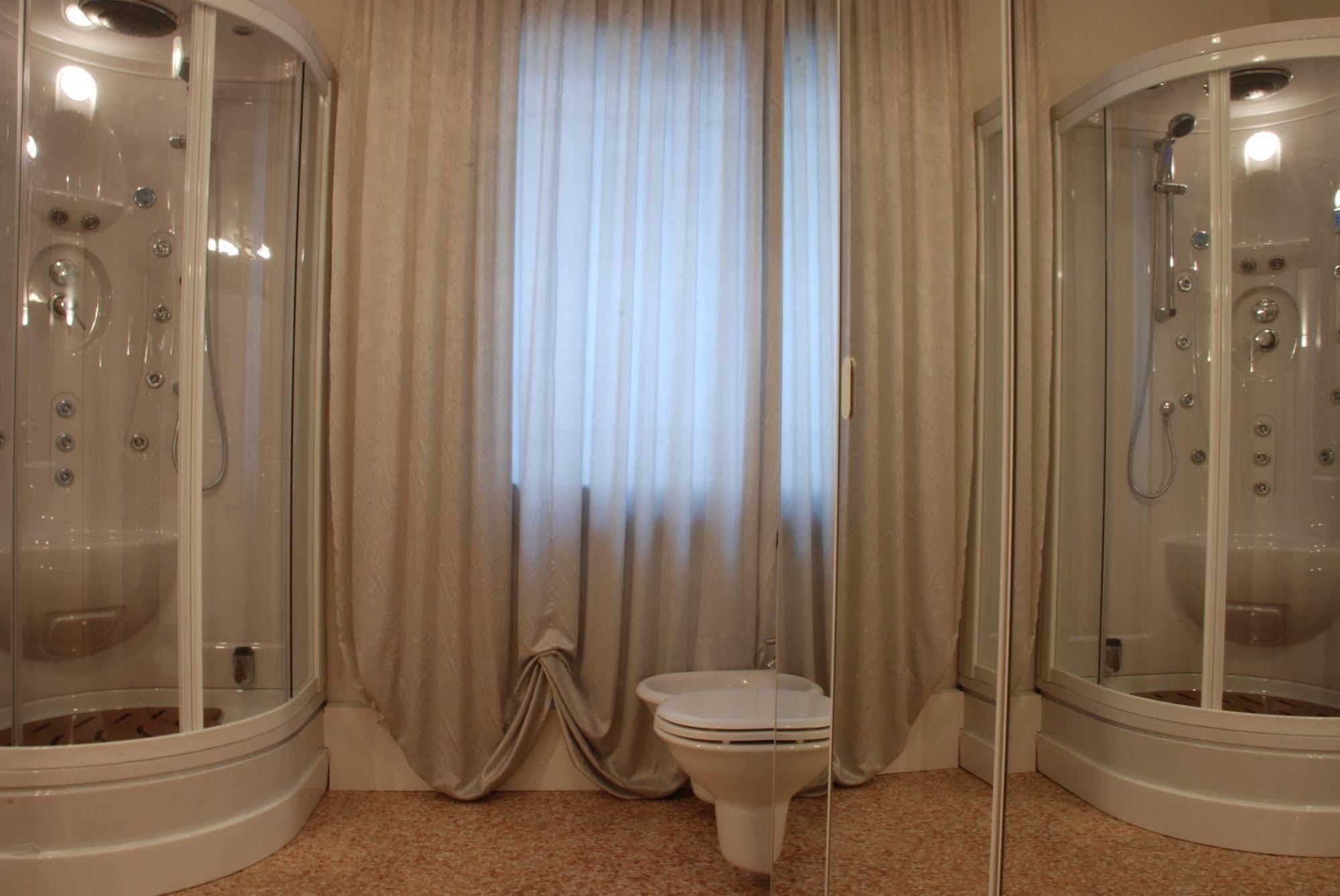 Locazione Turistica Gioia Bed & Breakfast Padova Bagian luar foto