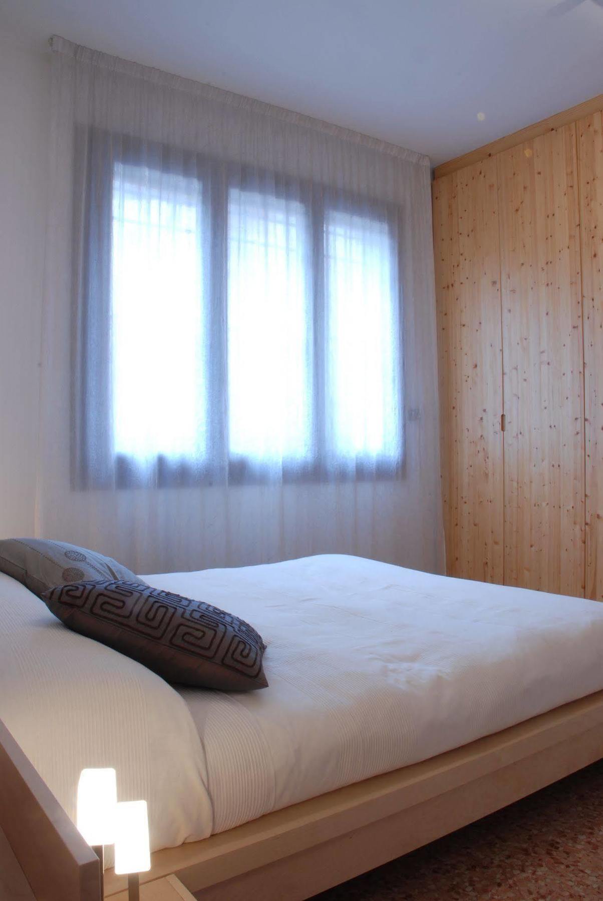 Locazione Turistica Gioia Bed & Breakfast Padova Bagian luar foto